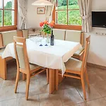 Weingut & Weitgruber Raffeis