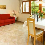 Weingut & Weitgruber Raffeis Apartman *